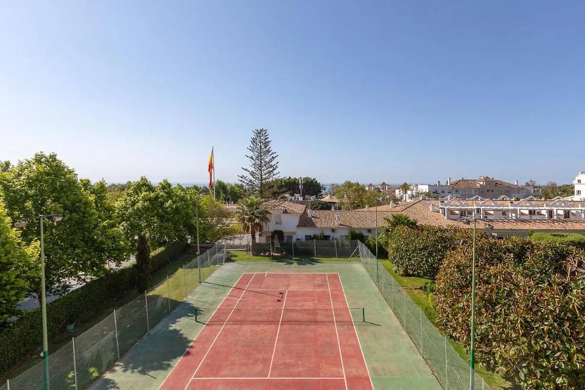 Apartment Studio With Sea Views, Pool, Parking And Tennis Court Marbella