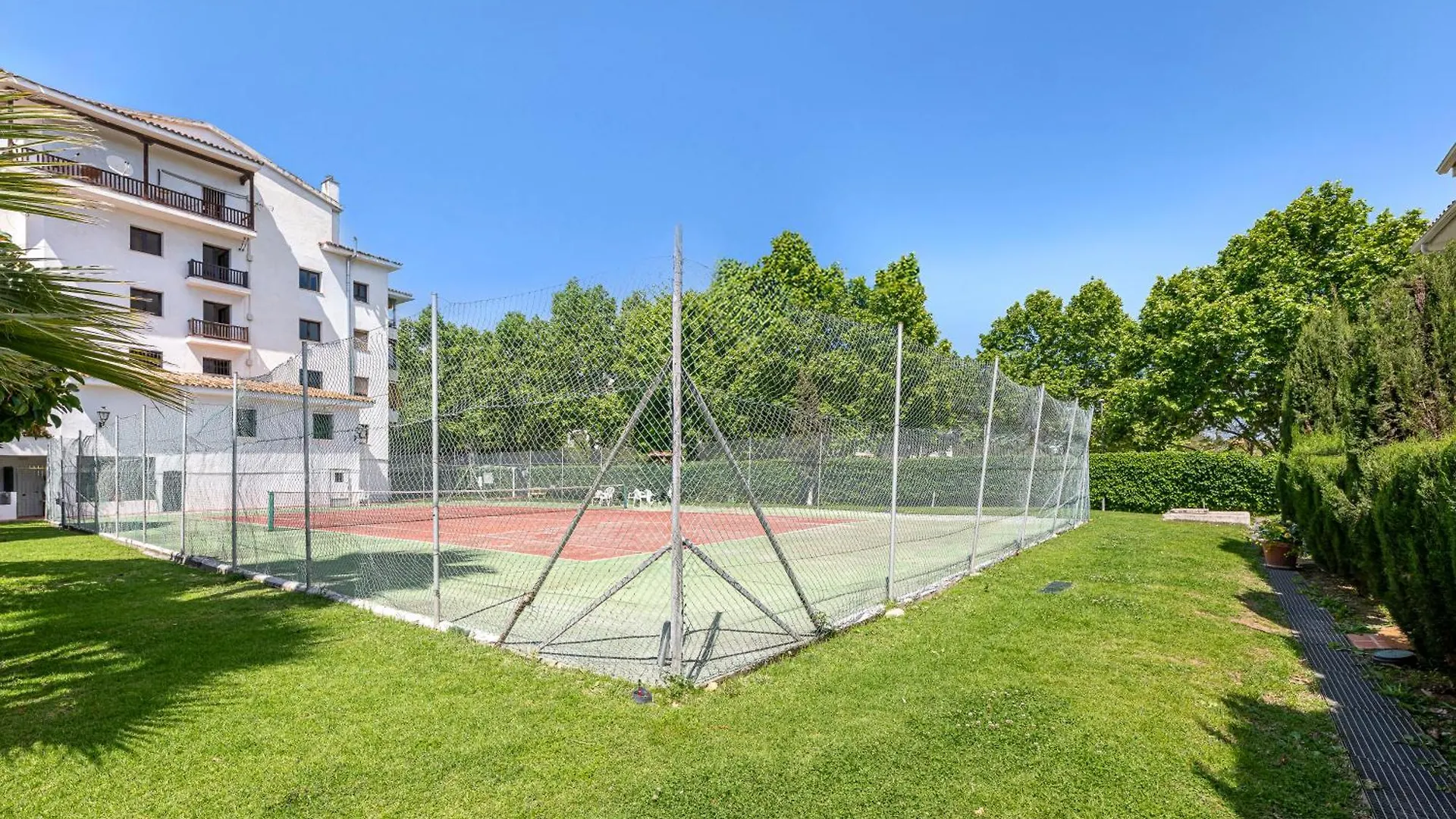 Studio With Sea Views, Pool, Parking And Tennis Court Μαρμπέλλα