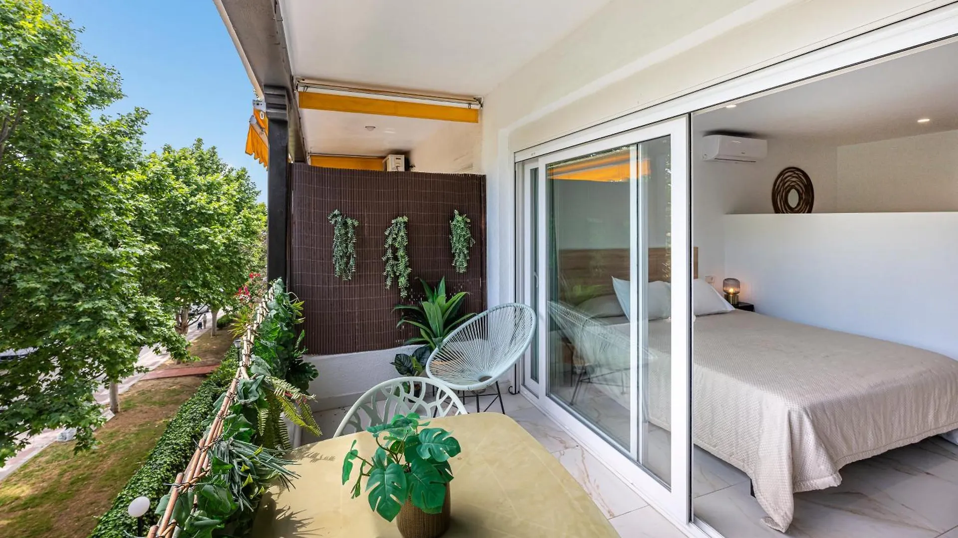 Διαμέρισμα Studio With Sea Views, Pool, Parking And Tennis Court Μαρμπέλλα