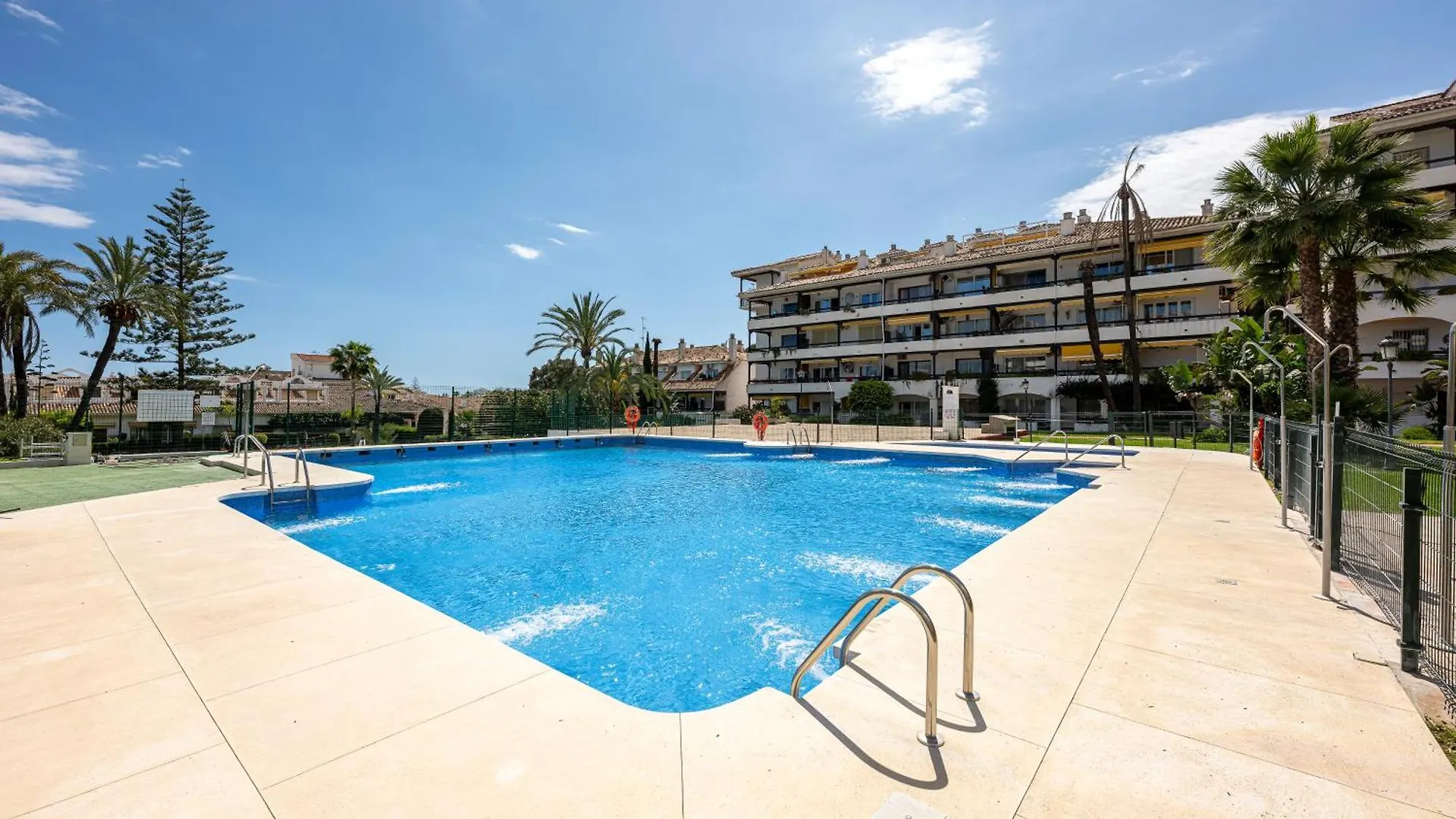 Studio With Sea Views, Pool, Parking And Tennis Court Μαρμπέλλα Ισπανία